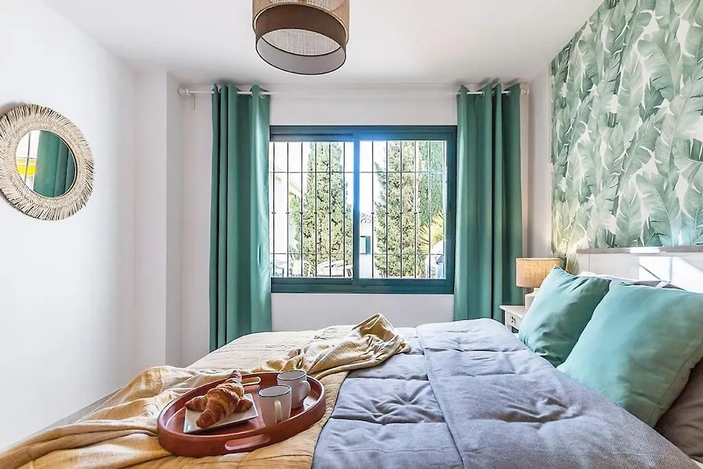 Stunning Ground Floor Apartment! Benalmádena 0*,