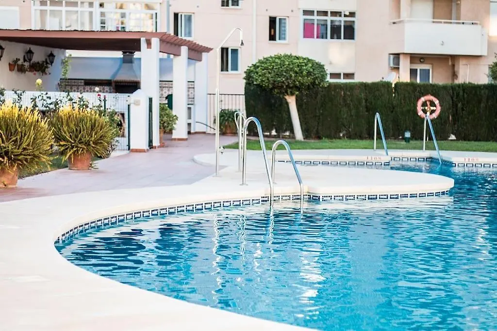 Stunning Ground Floor Apartment! Benalmádena 0*,