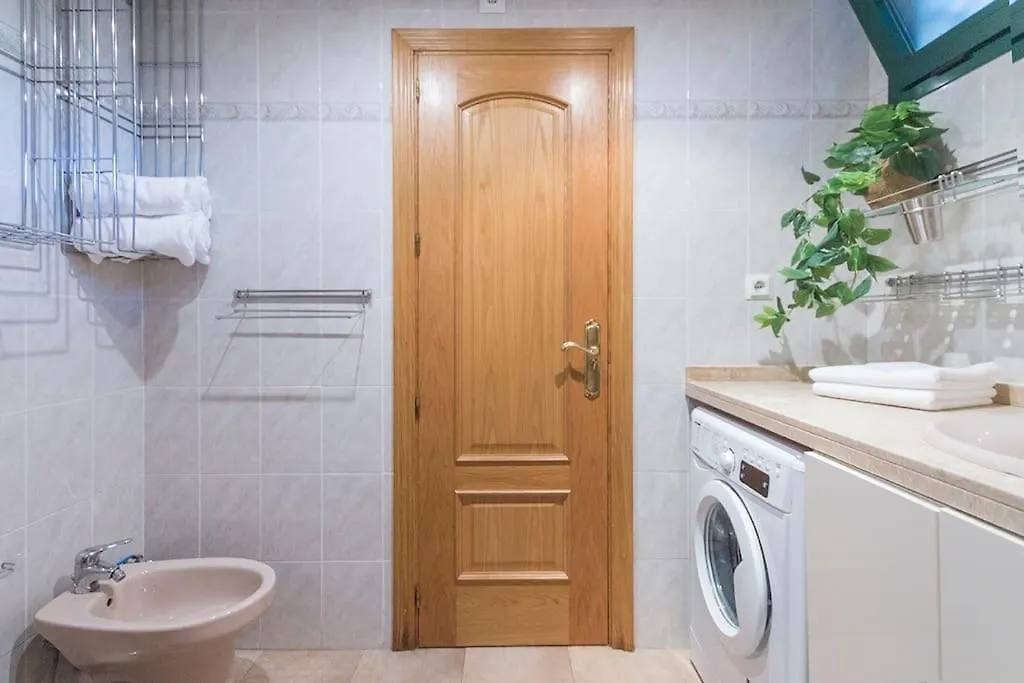 Stunning Ground Floor Apartment! Benalmádena 0*,